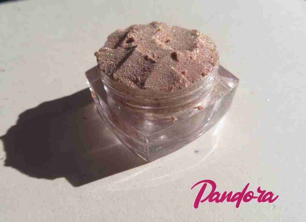 Pandora semi-sheer sparkly mineral eyeshadow