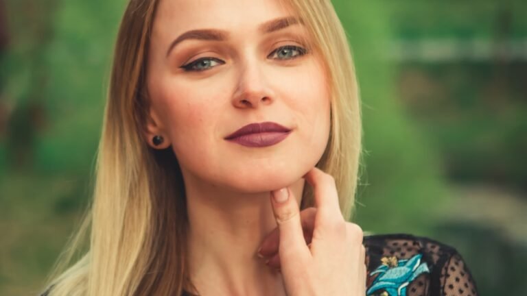 Start Now Caring For Your Skin Today So You Can Stay Beautiful As You Get Older